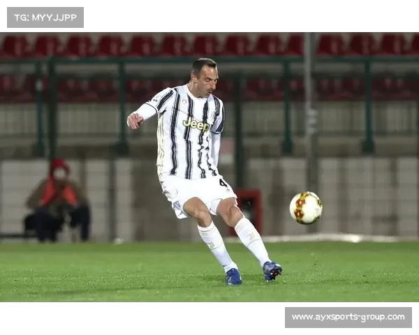 尤文图斯全力出击，成功击败对手